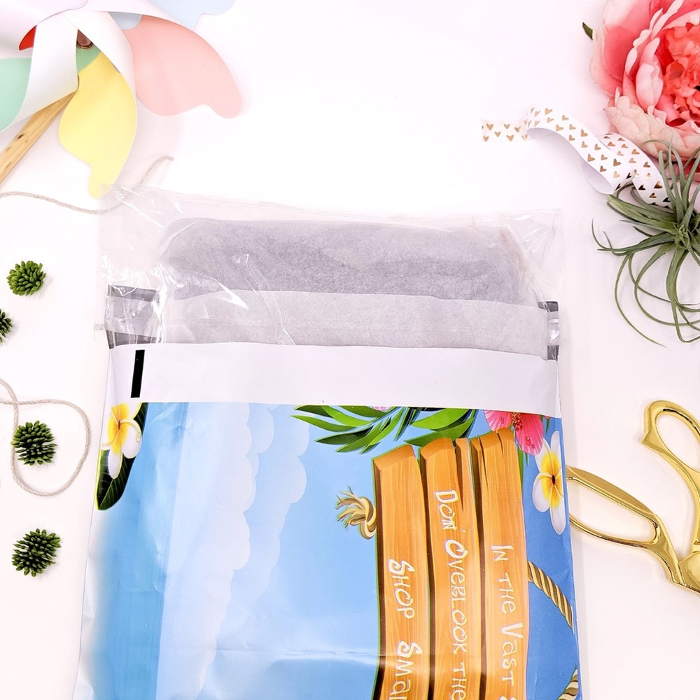 25  10X13 Tropical Poly Mailers PRICE IS FIRM - Picture 2 of 4